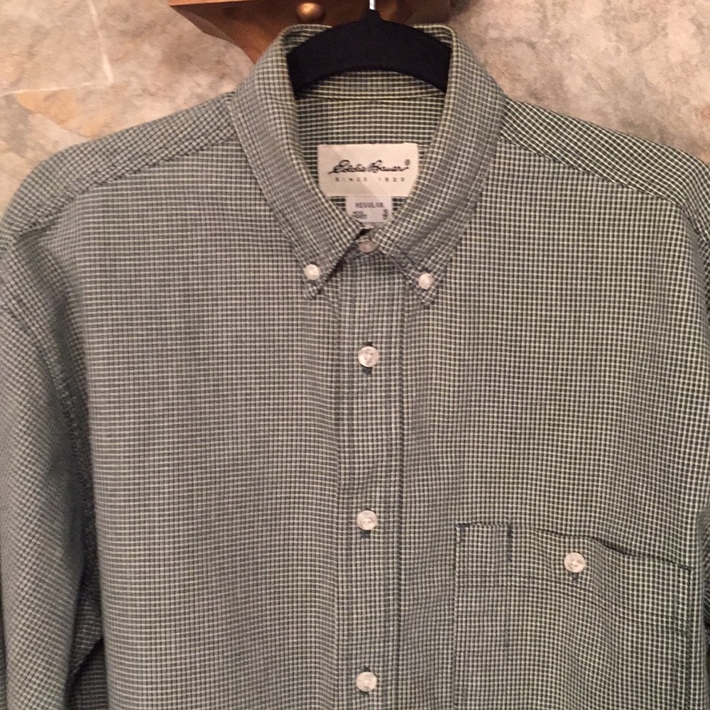Eddie Bauer longsleeve button collared shirt